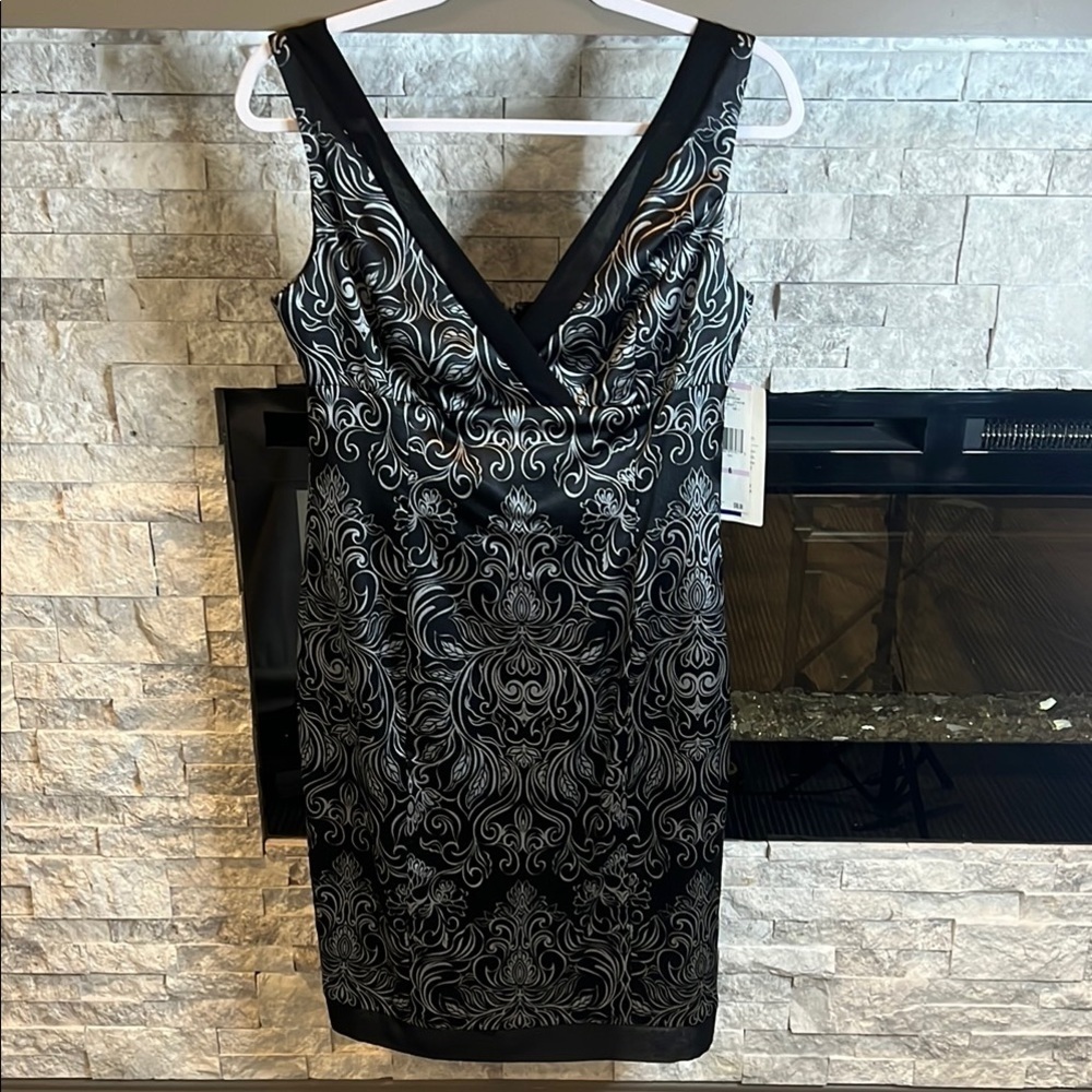 NWT Jones Wear Black Midi Sheath Dress with V-neck for Cocktail